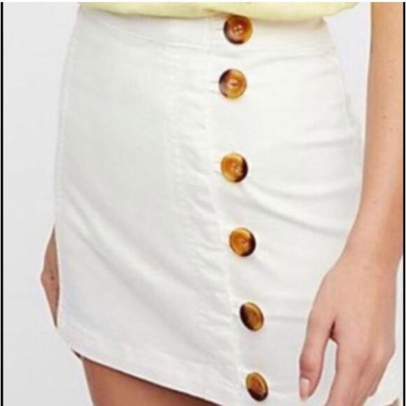 Free People White Little Daisies Button Mini Skirt Sz 12 - Picture 2 of 6